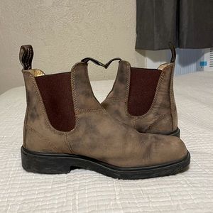 Blundstone Rustic Brown Chelsea Boots USM 7.5, USW 9.5